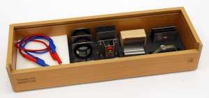 Лабораторный комплект (набор) по оптике с источником питания от сети - fgospostavki.ru - Белогорск